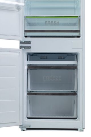 Интегрируемый холодильно-морозильный шкаф GRAUDE IKG 180.3 — фото 3